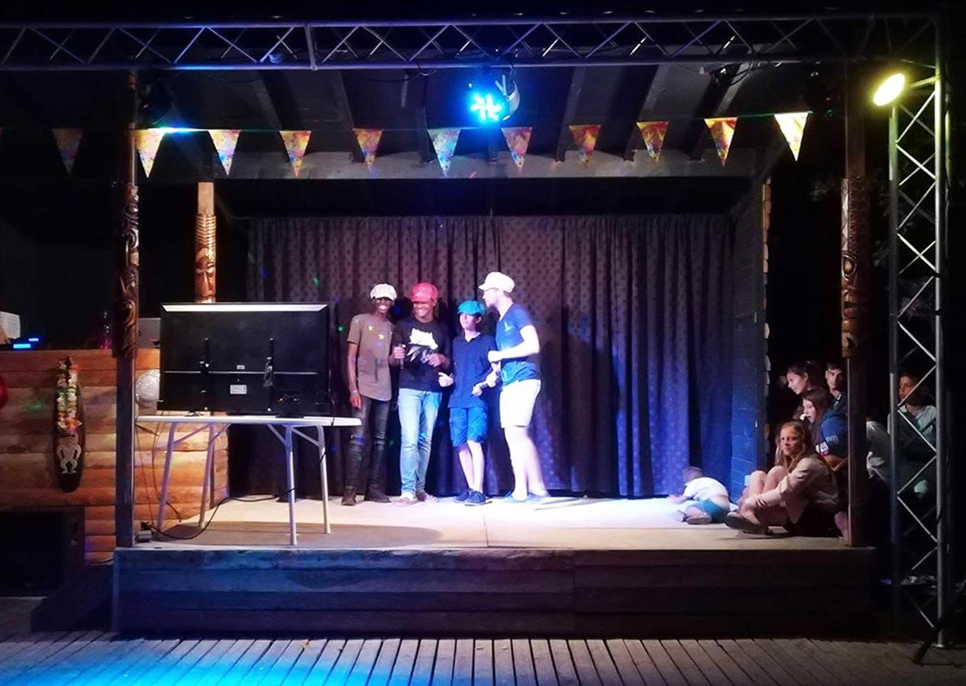 Camping Le Val De Cesse Mirepeisset Zewnętrze zdjęcie